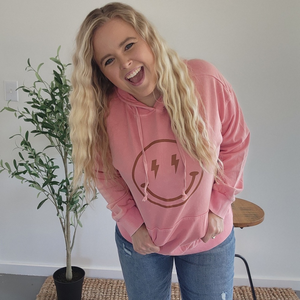 New Easel Mineral Wash Hoodie Sweatshirt Pullover Smiley Face Faded Coral Small - Picture 3 of 4